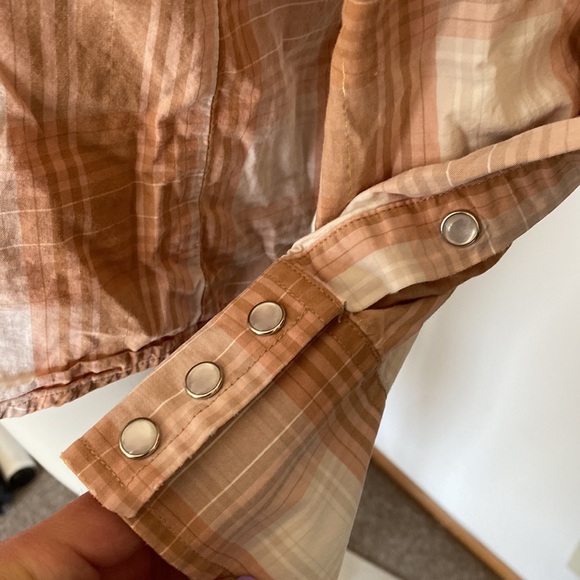 💖 2/$25 Vintage Y2K American Rag CIE Button Up - Picture 4 of 6